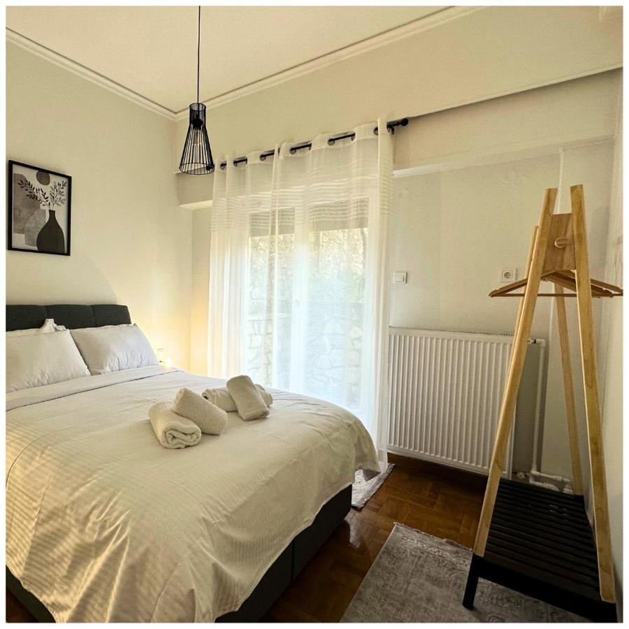Memories Apartments Μονοκατοικία Στο Καρπενήσι מראה חיצוני תמונה