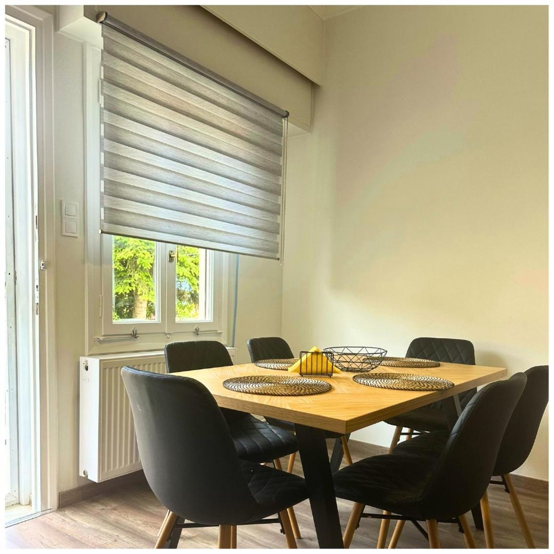 Memories Apartments Μονοκατοικία Στο Καρπενήσι מראה חיצוני תמונה
