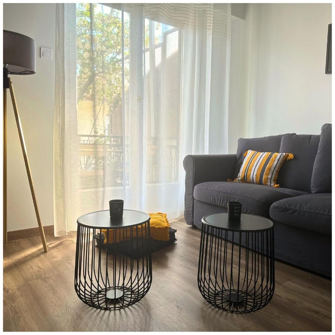 Memories Apartments Μονοκατοικία Στο Καρπενήσι מראה חיצוני תמונה