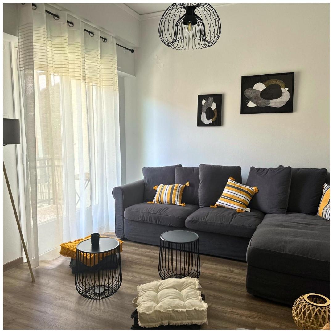 Memories Apartments Μονοκατοικία Στο Καρπενήσι מראה חיצוני תמונה